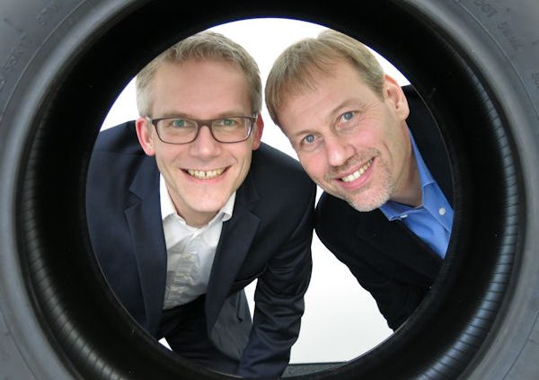 Claus Oberbeck and Martin Wells tb