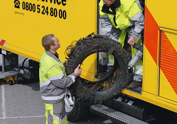 ADAC TS Reifenservice klein