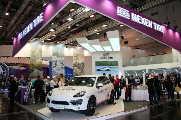 Nexen Messe Stand tb