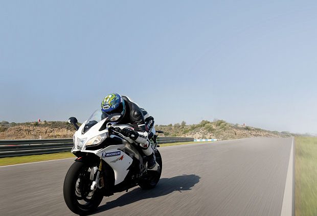 Delticom MotorradreifenDirekt MotoGP Gewinnspiel