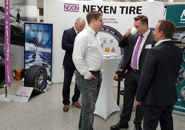 Nexen Tire Stand Point S klein