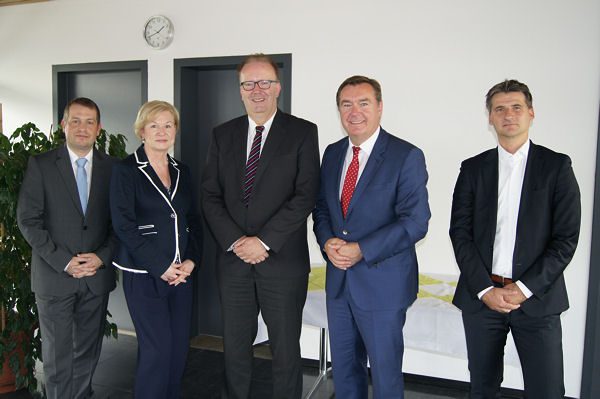 SRI Töcher unter einem Hanauer Dach
