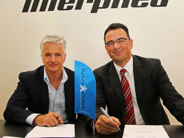 West Martin links und Schwab Erwin