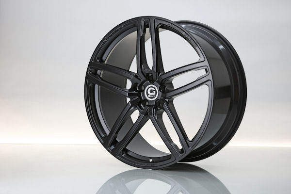 21 HURRICANE RR Jet Black schmiederad klein