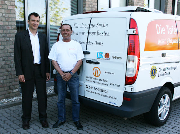 Bridgestone spendet Reifen klein