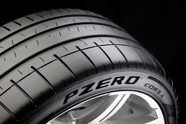 Pirelli PZero Corsa klein