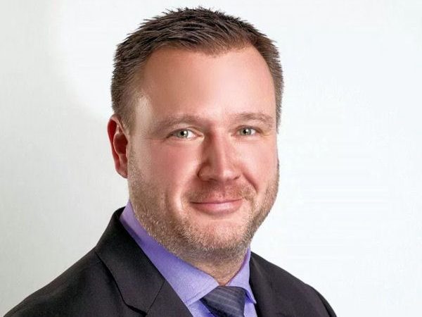 Richard Lyons tb