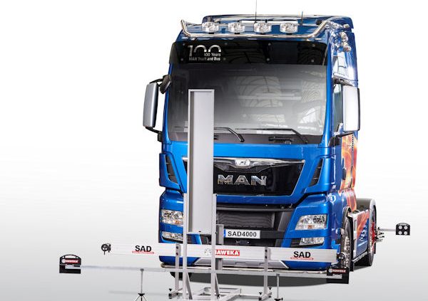 SAD4000 LKW mit Aufbau klein