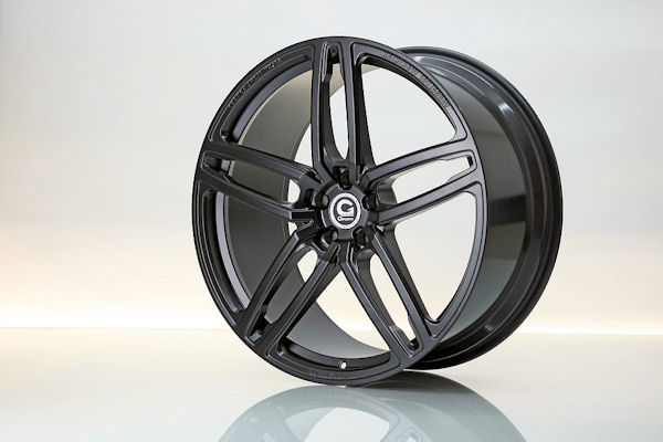 23 HURRICANE RR Jet Black schmiederad forged wheel 01 tb