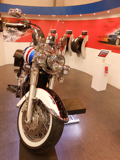Avon auf der Intermot
