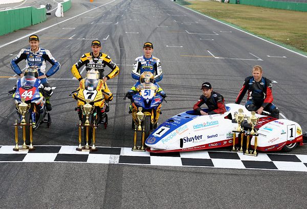 Pirelli IDM Titel