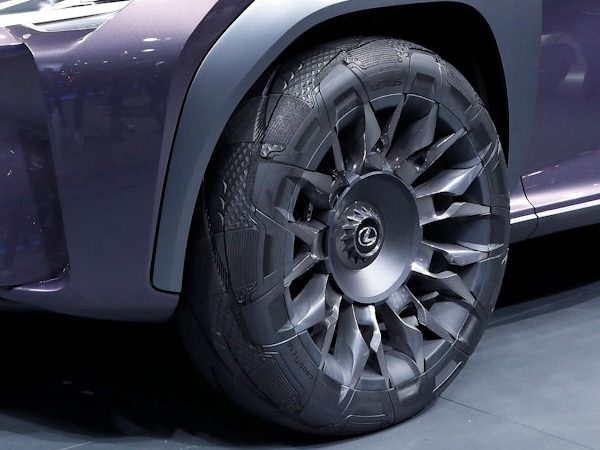 Goodyear Lexus Paris 2016 tb