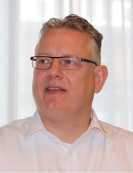 Lange Dr. Holger