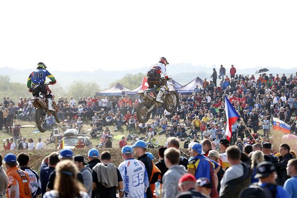 Metzeler sponsert International Six Days of Enduro