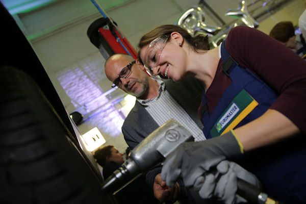 Euromaster Schrauberkurs Frauen klein