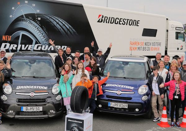 Fahrsicherheitstraining mit DriveGuard Winter für Familien tb