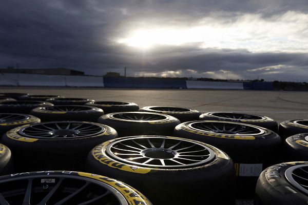 Dunlop testet LMP2 Reifen für Langstrecken WM 2017