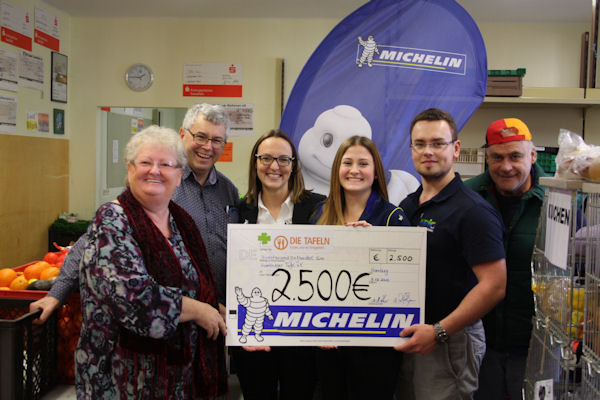 Michelin Spendenübergabe Homburger Tafel tb