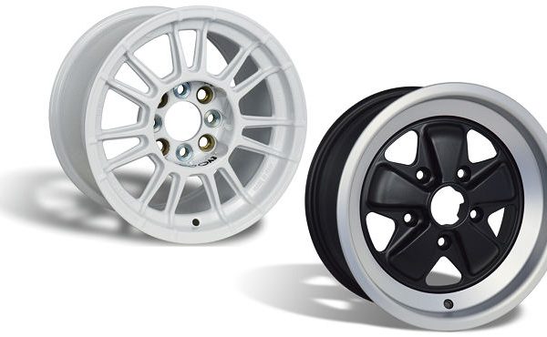 Evo Corse X3MAZero 13 links und Porsche 911 Rad