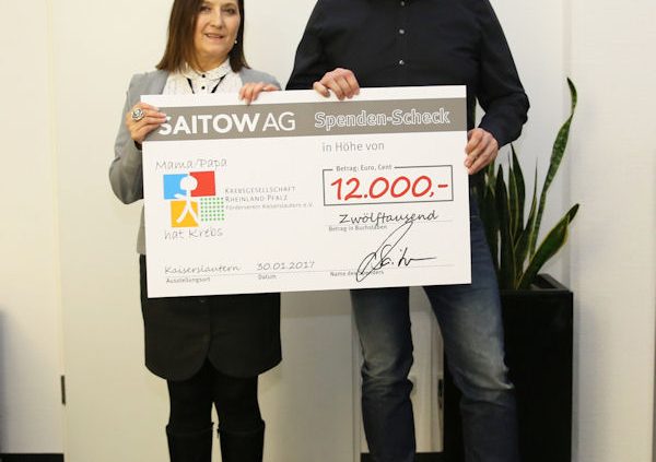 Saitow Spendenuebergabe2017 klein