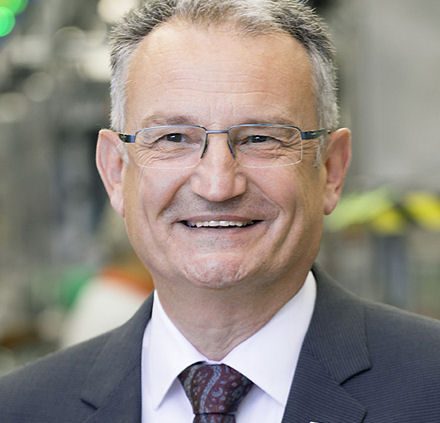 Struth Dr. Werner