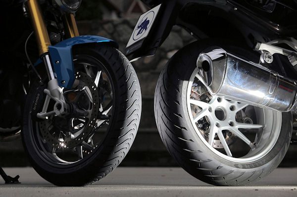 metzeler roadtec01 tb