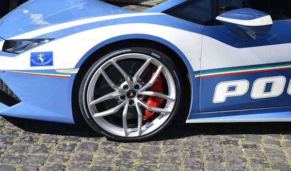 Pirelli Polizei klein
