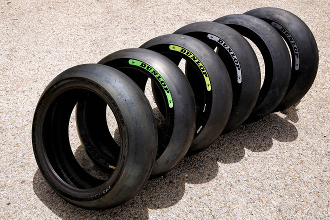 Dunlop farbige Moto2 und Moto3 Reifen