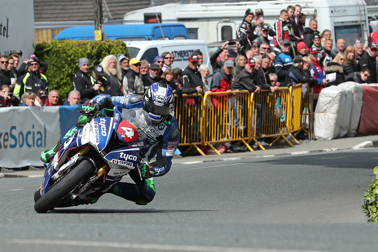 Dunlop nächster TT Sieg von Ian Hutchinson