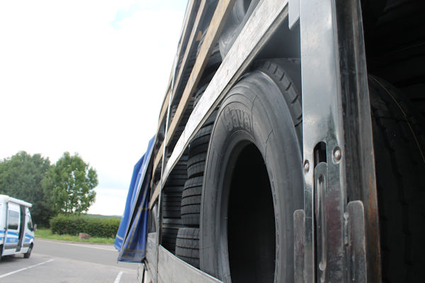 Lkw weiterfahrt klein