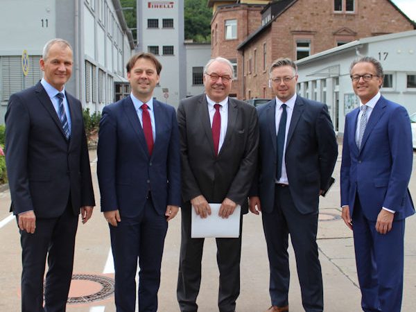 Pirelli Staatssekretär klein