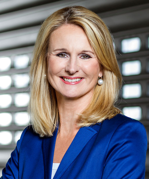 Reinhart Dr. Ariane
