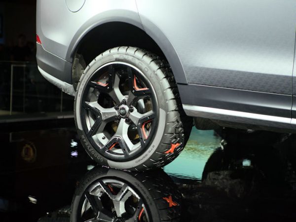 Goodyear Land Rover Konzept tb