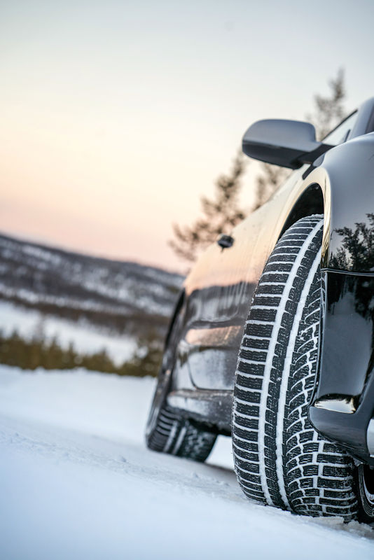 Nokian WR A4 035 tb