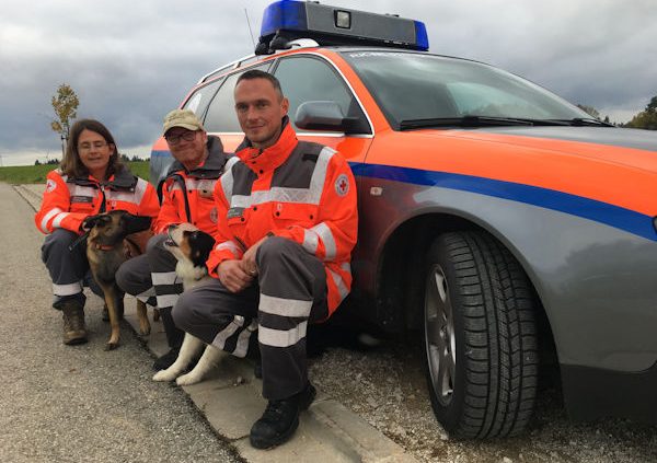 Nexen Tire Rettungshunde klein
