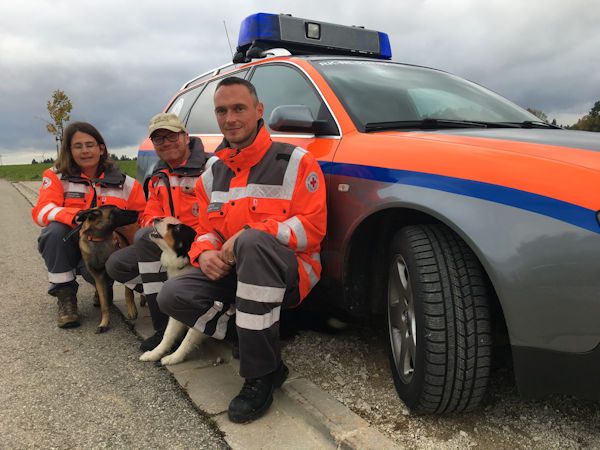 Nexen Tire Rettungshunde klein
