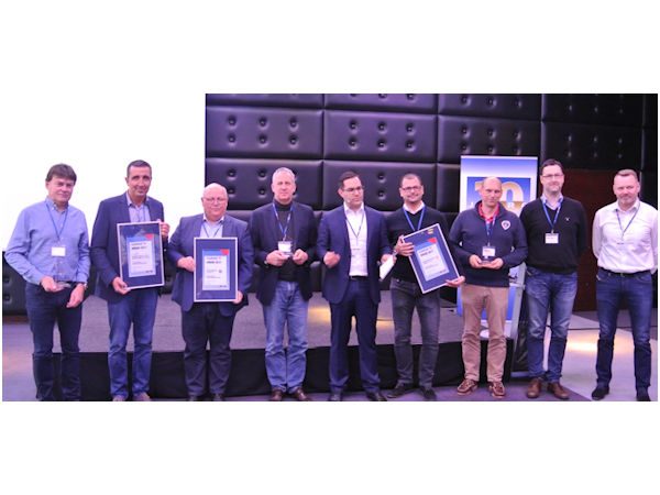 Carat Truckdrive klein 4