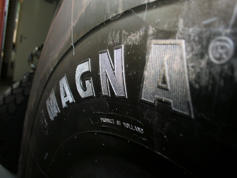Magna Tyres tb 4