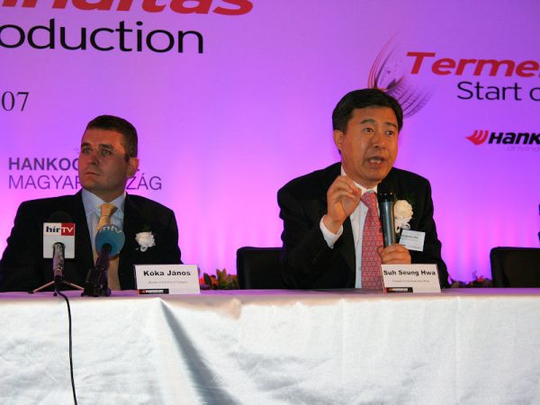 Hankook Einweihung Ungarn tb