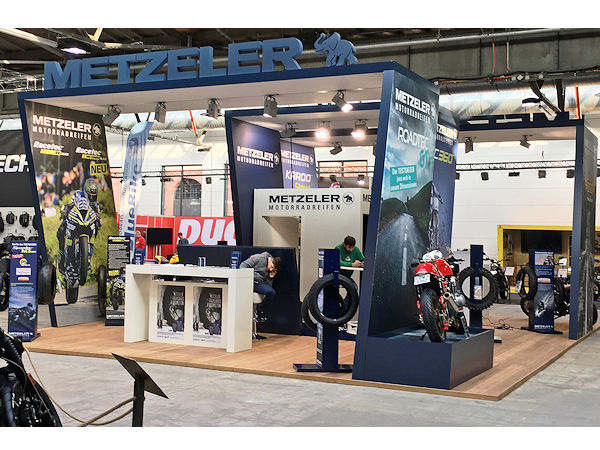 Metzeler Messestand 1