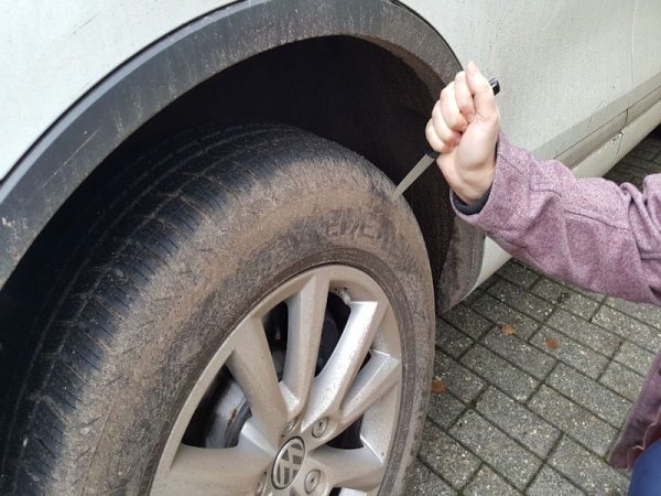 Reifenschlitzer klein 2