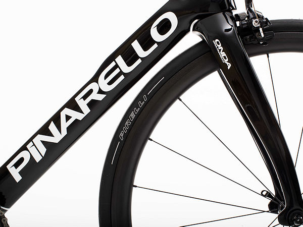 Pirelli Fahrradreifen OE bei Pinarello