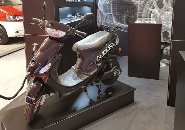 Audura Scooter klein