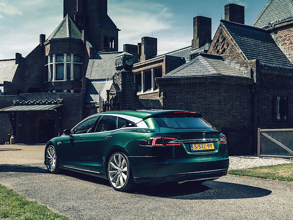 Vredestein auf Tesla Modell SB