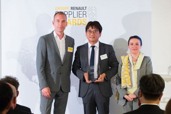 Hankook Award Renault klein 1 1