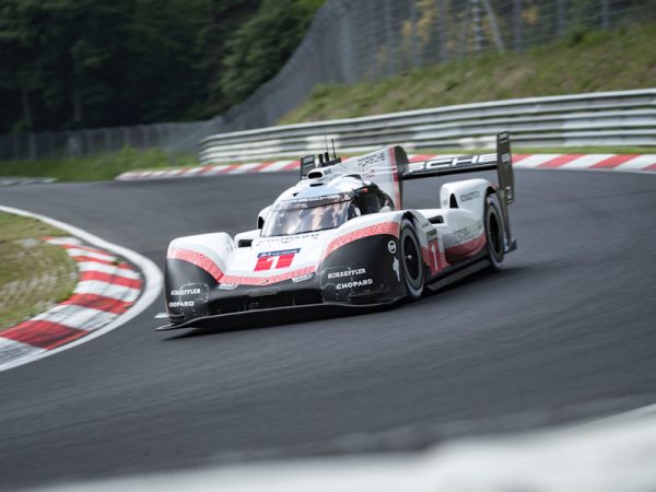 Rundenrekord Nuerburgring 03 tb