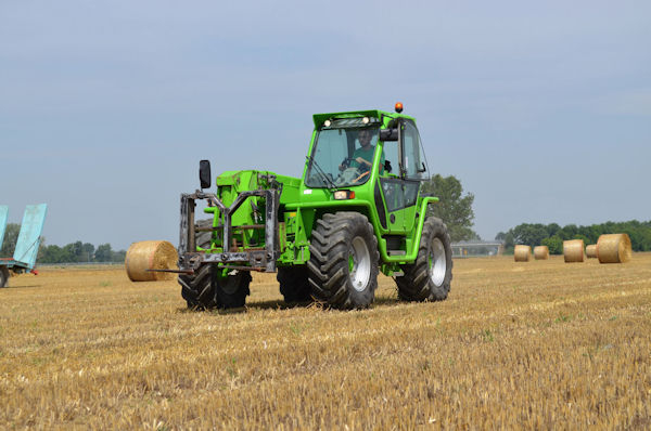 BKT Telehandler 6 klein