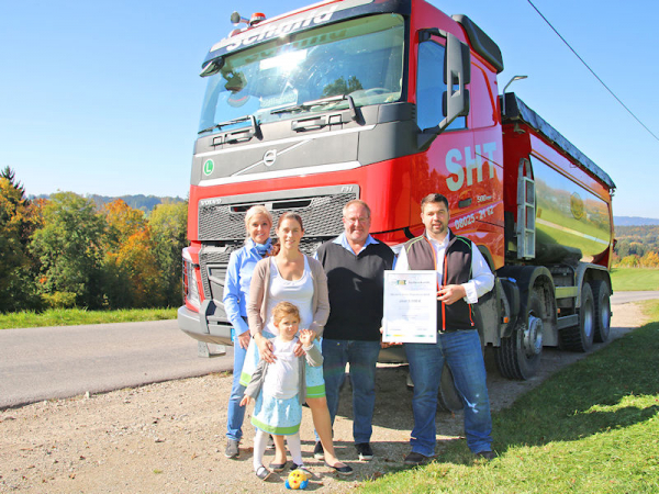 Westlake Driver Stipendium Pneuhage tb