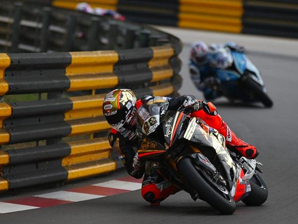 Dunlop Hickman gewinnt Macau Grand