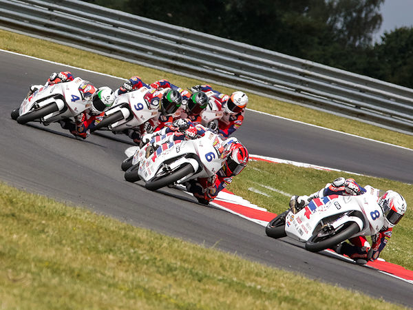 Dunlop Motorradnachwuchsrennserien